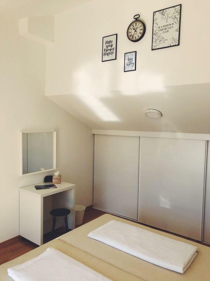 Apartment Sima *